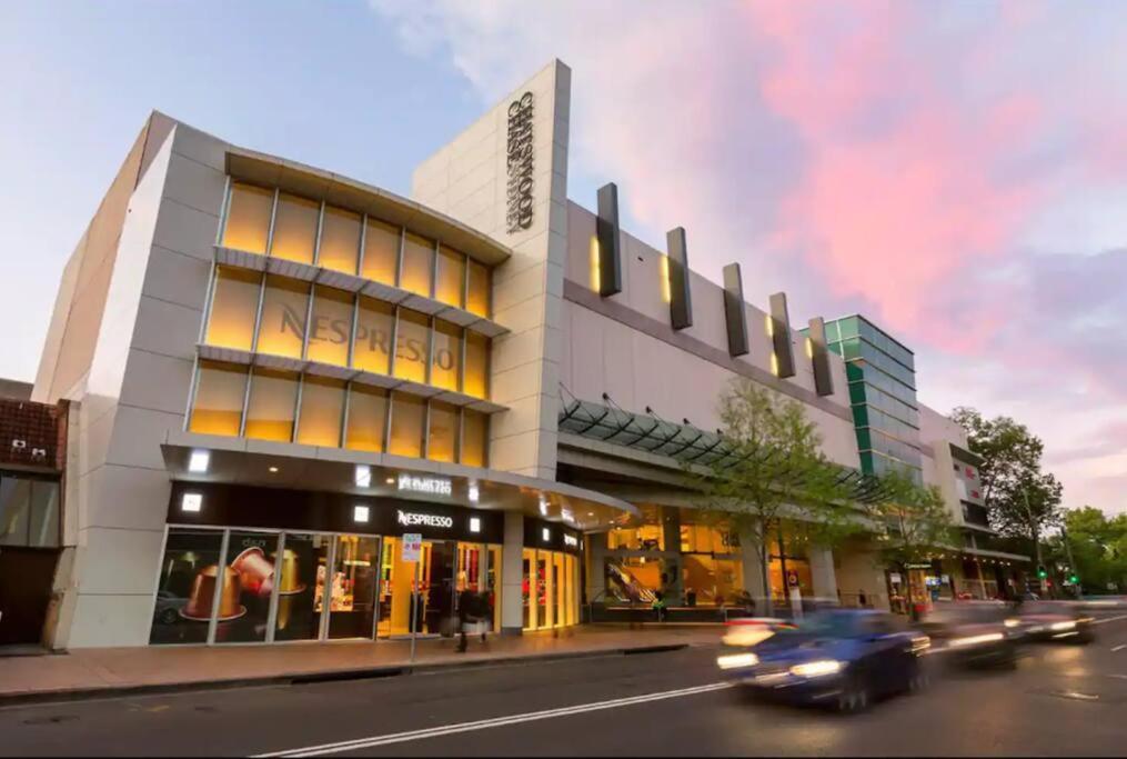 Apartment Spr Service Chatswood 2 Bedrooms 3 Beds Sydney